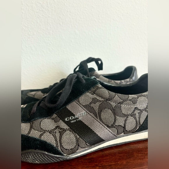 COACH BLACK & GREY LACE UP TENNIS SHOES SIZE 9.5B - Picture 3 of 7